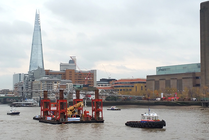tideway tunnel barge2